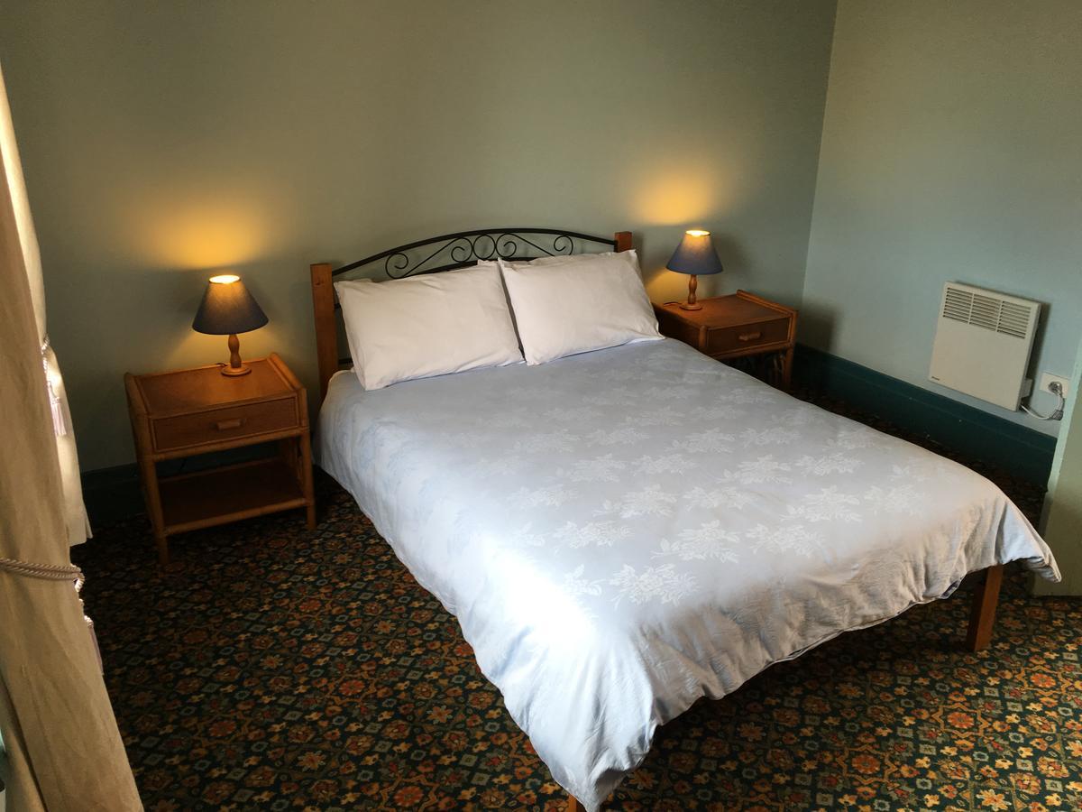 Settlers Arms Hotel Dungog Buitenkant foto